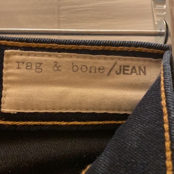 Rag & bone skinny jeans - like new - Picture 3 of 3